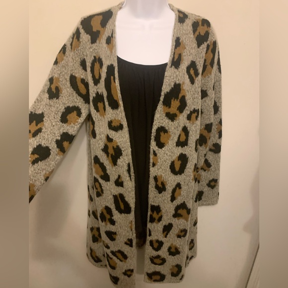 NWOT Apt 9 Animal Print Long Open Front Cardigan Sz Medium - Picture 2 of 10
